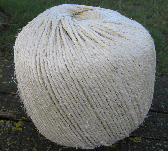 SONDERANGEBOT: Sisalschnur 450/3 Durchmesser ca.3,5mm - Knäuel ca.2.250g (sKN450/3)