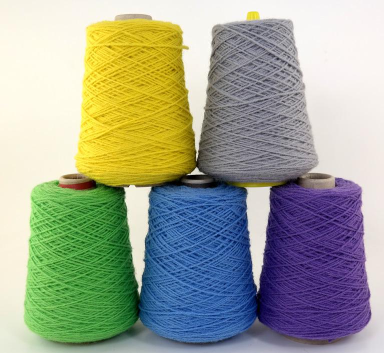 Schurwolle 5 Farben - Garngewicht 5 x 240-250 g - Lauflänge ca. 5 x 480-500 Meter (SW5F)